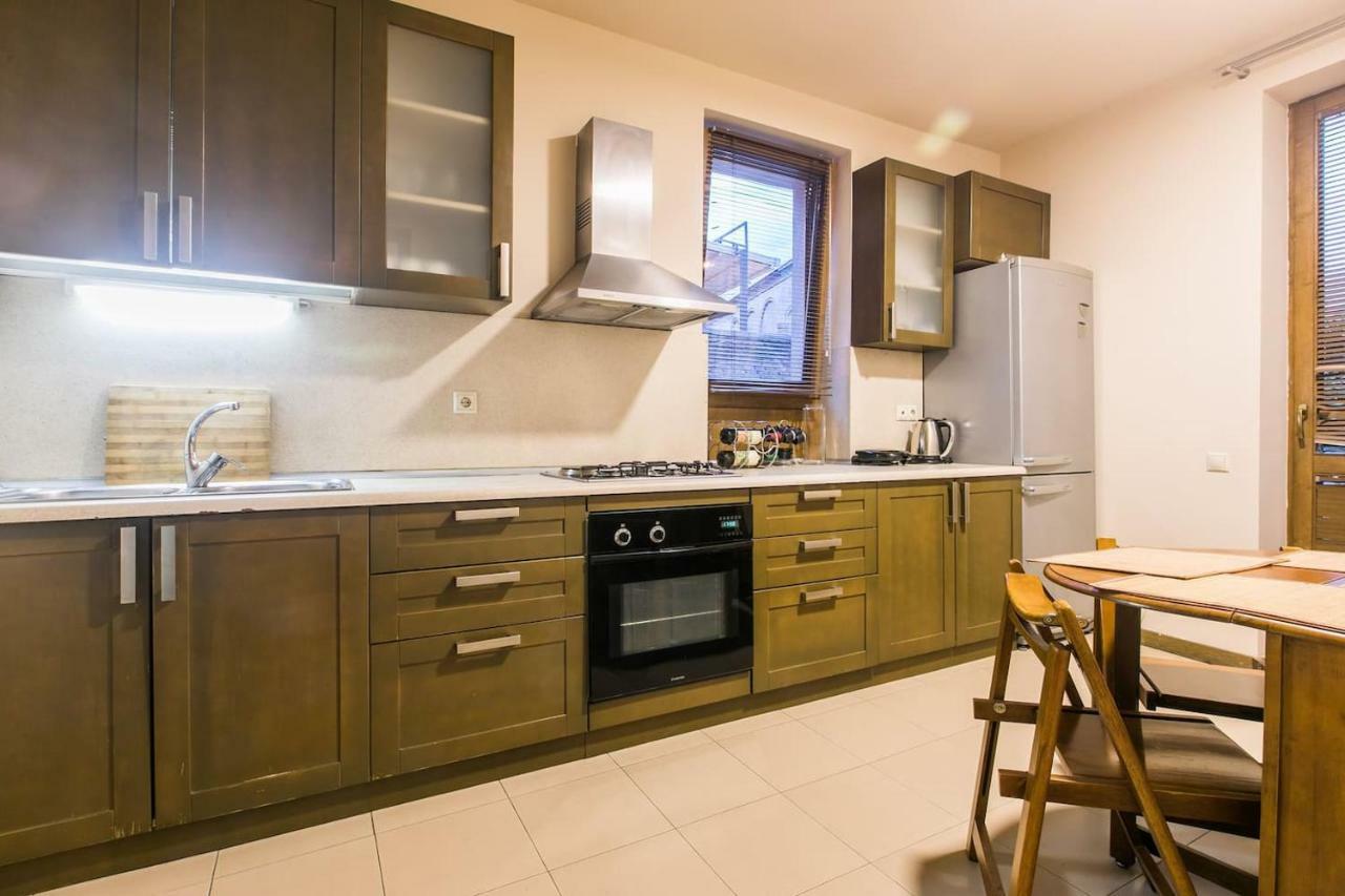 Proper Apartment - Duplex Home Tiflis Exterior foto